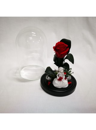 Композиционная красная роза классик в колбе 20 со мхом, ангелом и декором