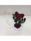 Три бордовых розы классик в стеклянной колбе